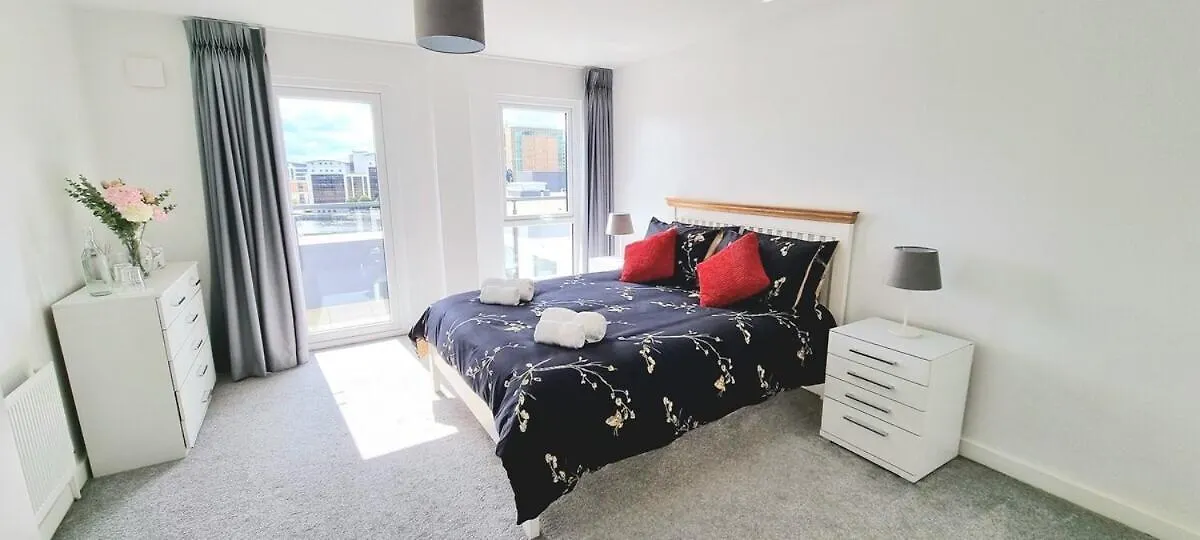 Sandford Penthouse Μπέλφαστ
